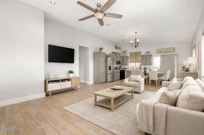 3C1D1858-3526-4E67-8B17-19A6800861A2