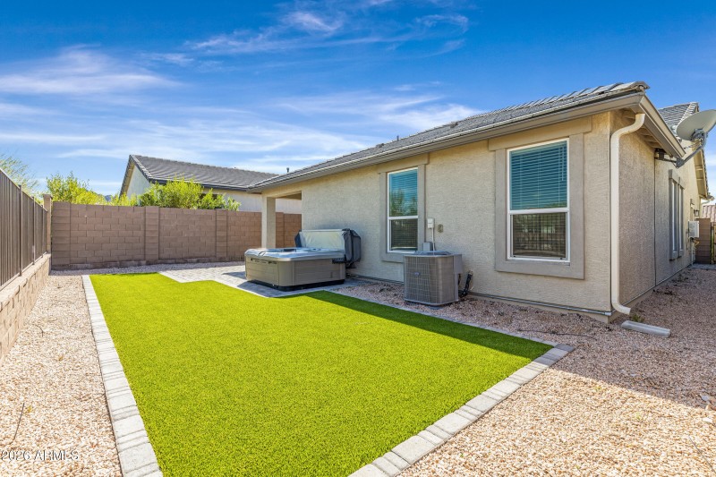 16528 W Pedro Ln-28