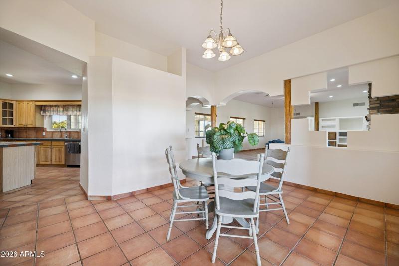 14-web-or-mls-7496-s-linda-lou-rd