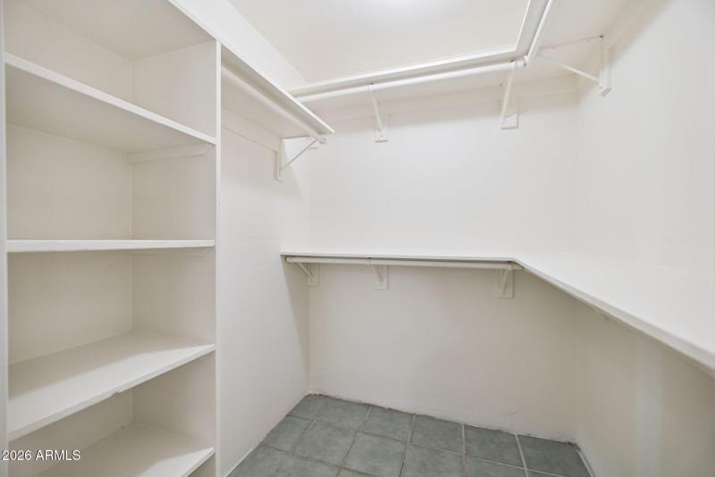 44-web-or-mls-7496-s-linda-lou-rd