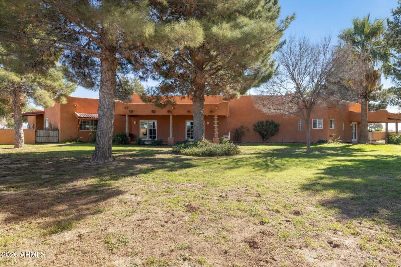 65-web-or-mls-7496-s-linda-lou-rd