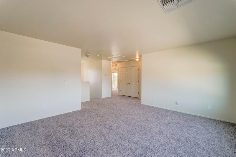 880 S Buena Vista Dr-15