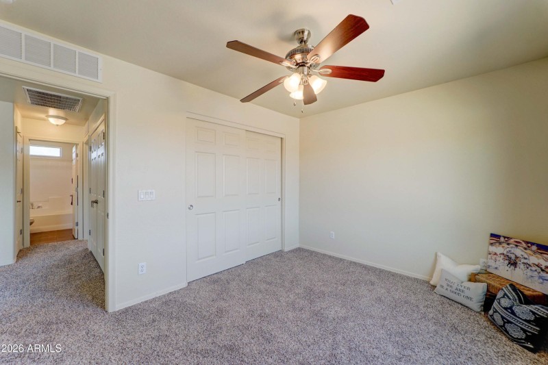 880 S Buena Vista Dr-22