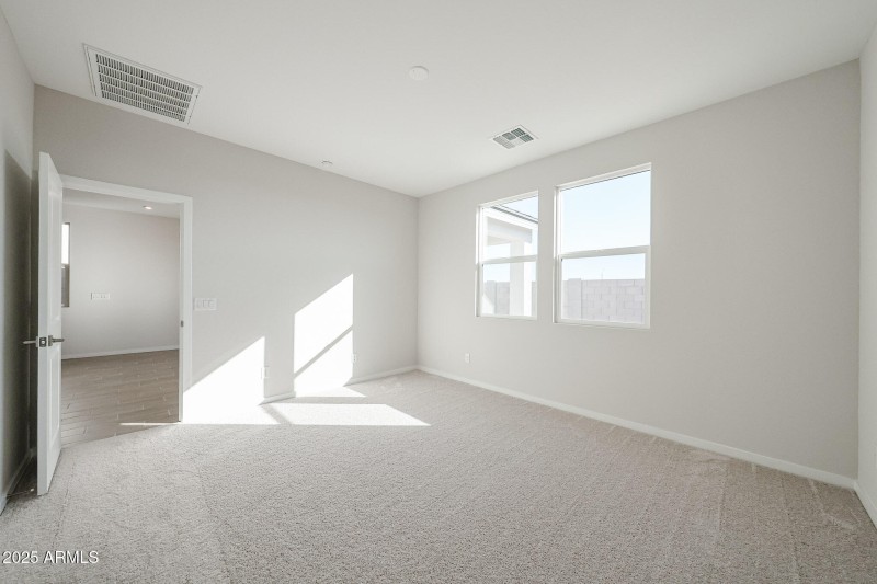 24_New-Move-in-Ready-Home_Teravalis_Buck