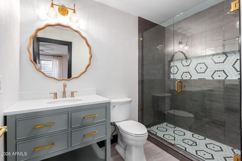 045_Guest Bathroom 2