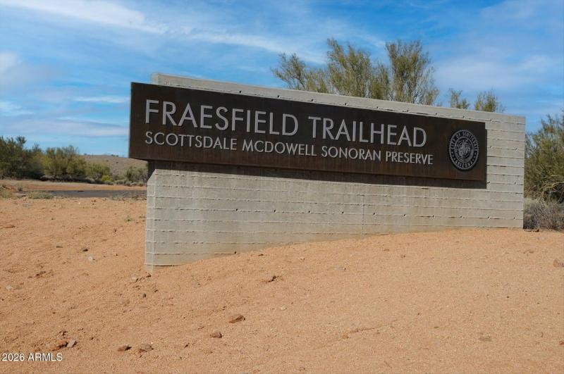 19-fraesfield-trailhead