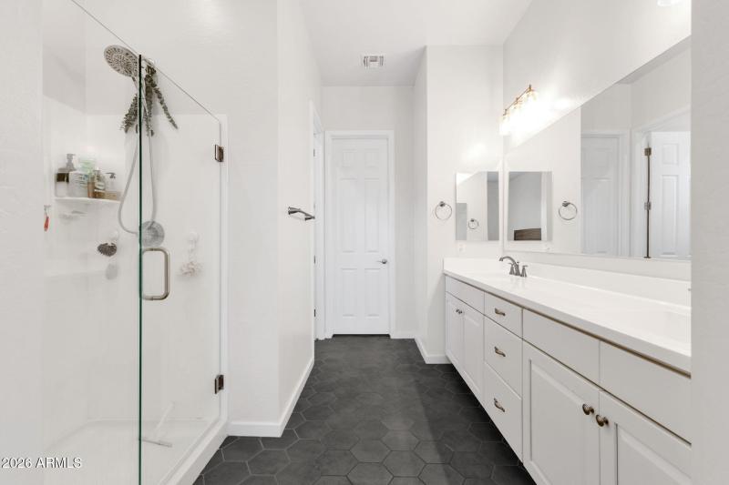 34-web-or-mls-15713-w-washington-st