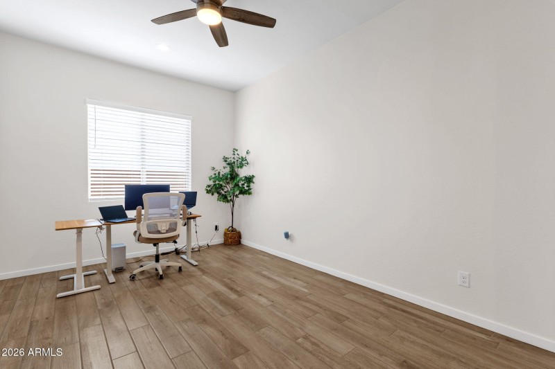 18-web-or-mls-15713-w-washington-st