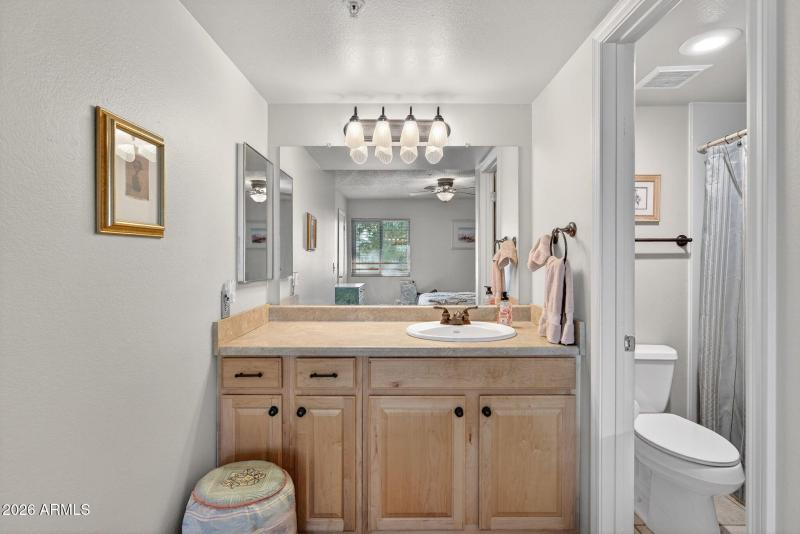 18-web-or-mls-11S 48th St 2019