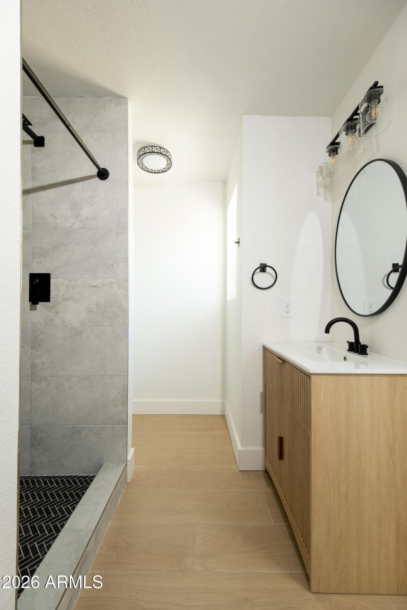 3rd bath with shower