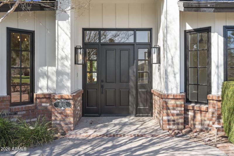 7-web-or-mls-4030-n-54th-pl