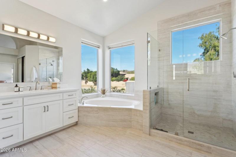 35-web-or-mls-16032-s-1st-st