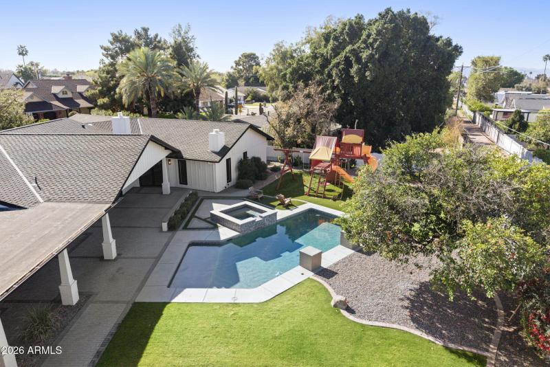 74-web-or-mls-4030-n-54th-pl