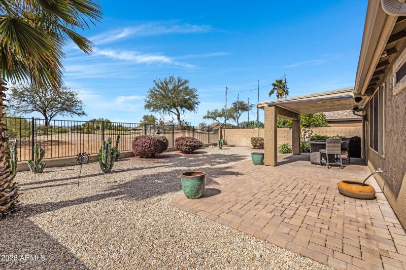 30528 N Sunray Dr-23