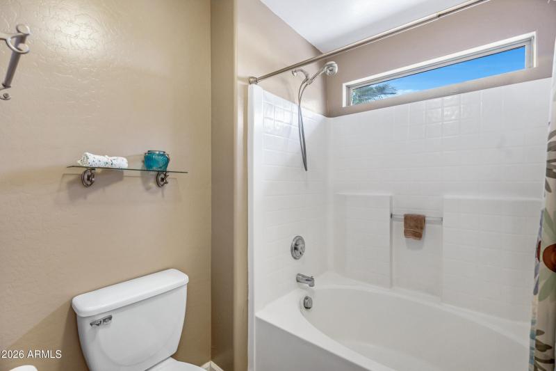 30528 N Sunray Dr-18