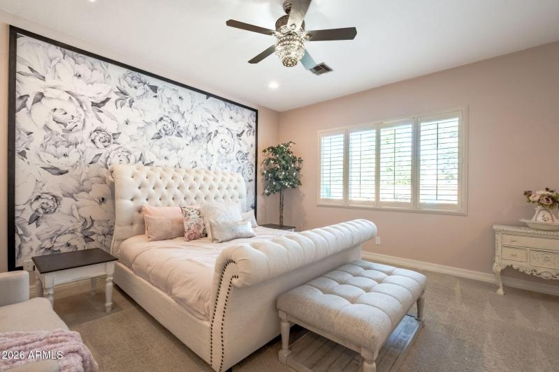 Large Primary Suite!