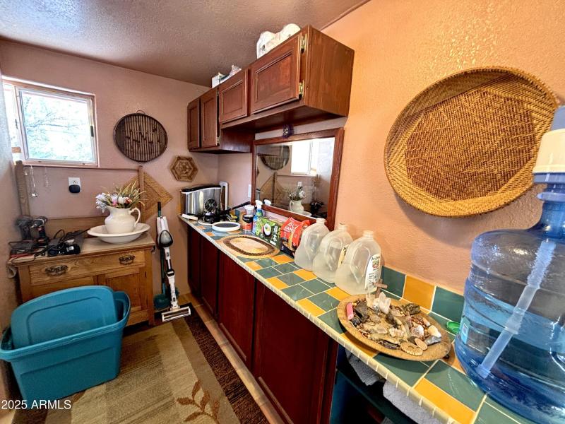 851 N Washington Front Hall