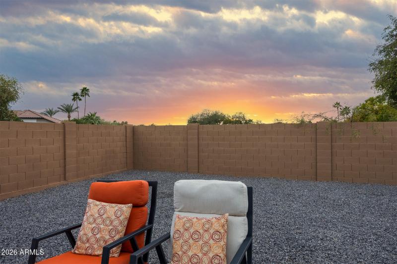2561 N Casa Grande - Twilight 4