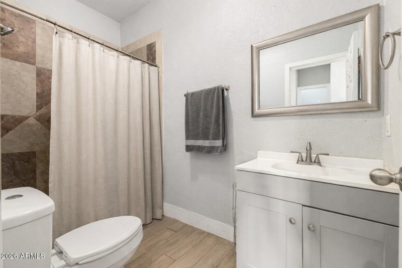 97CE4E84-9F9F-4C8D-9B77-0BC9C8425E96