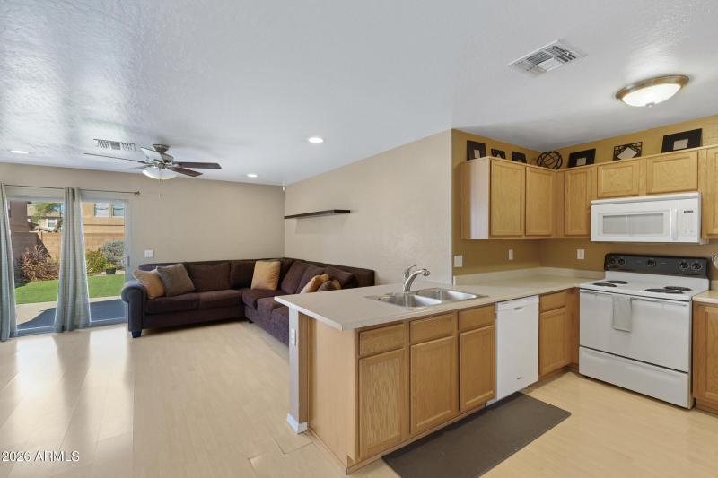 3212 W St Kateri Dr-10