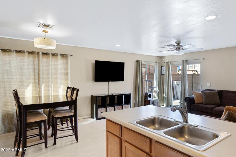 3212 W St Kateri Dr-13