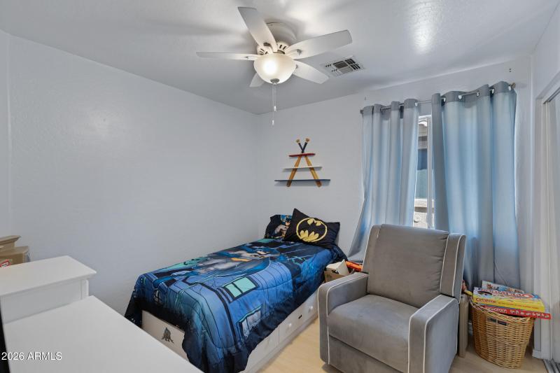 3212 W St Kateri Dr-18