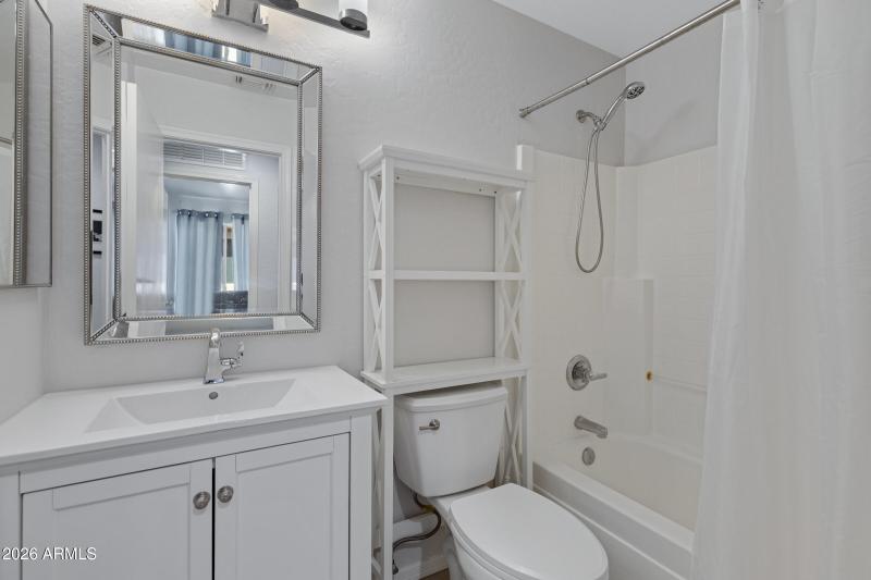 3212 W St Kateri Dr-19