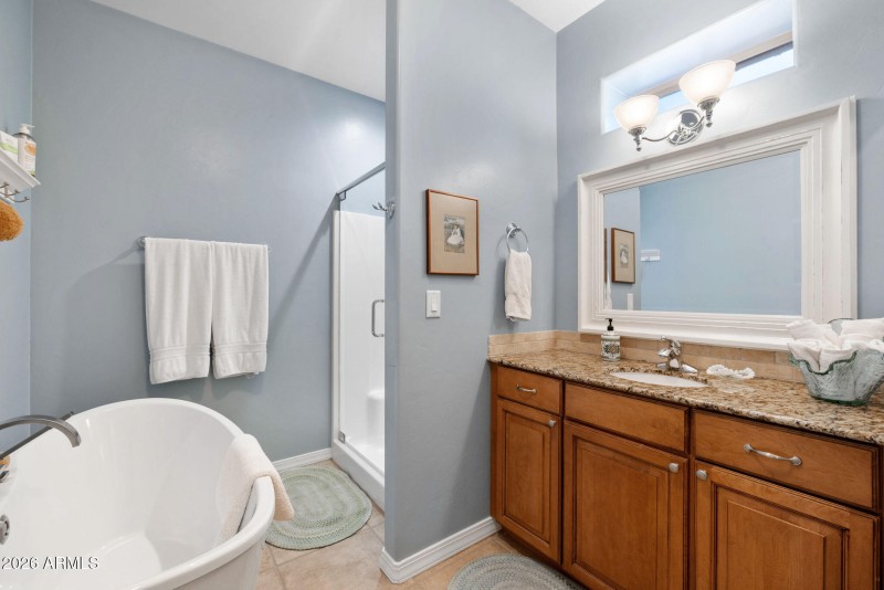 Lower Level Full Bath