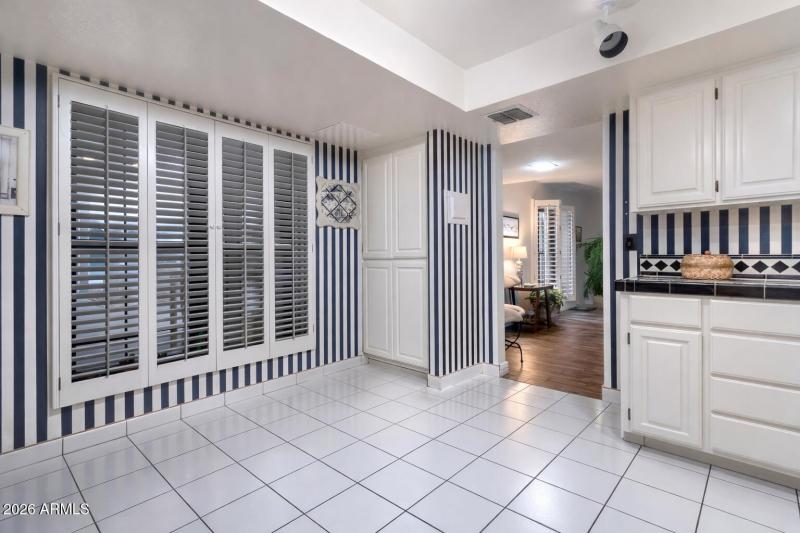 5CB03AAF-5313-4C34-84E9-B6EDDF0AD375