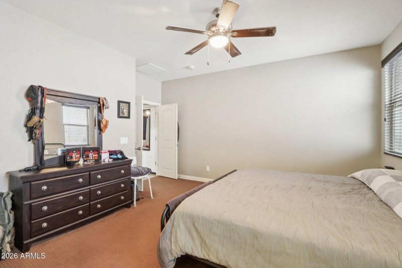 18-web-or-mls-E Iolite St-S1902-018