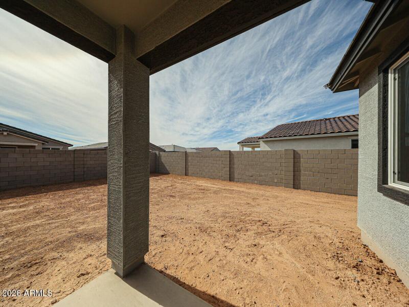 35_New-Home-For-Sale-Maricopa_AZ-LaR-68