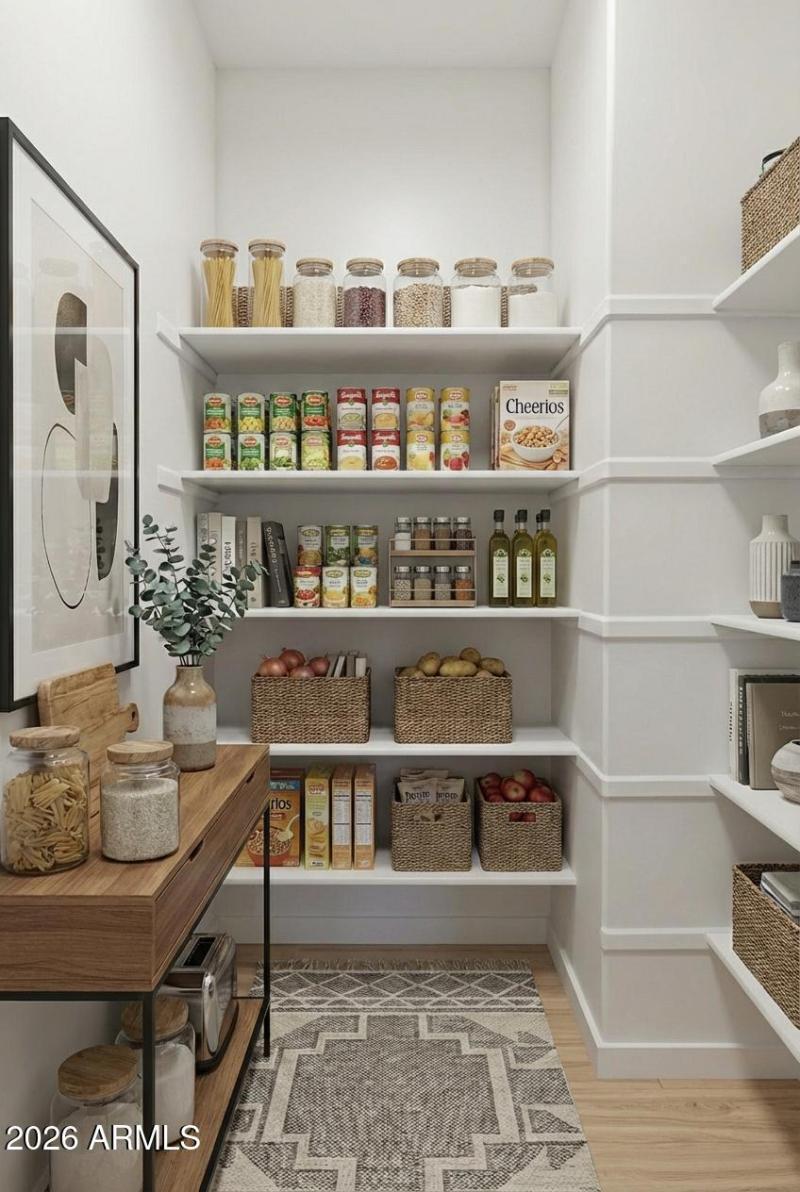 Walk in pantry