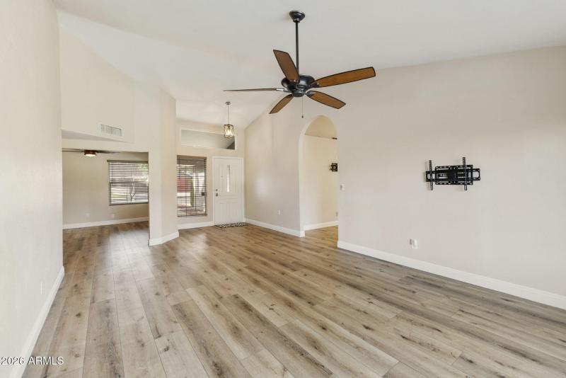 31-web-or-mls-dlb_7093-dlb_7097