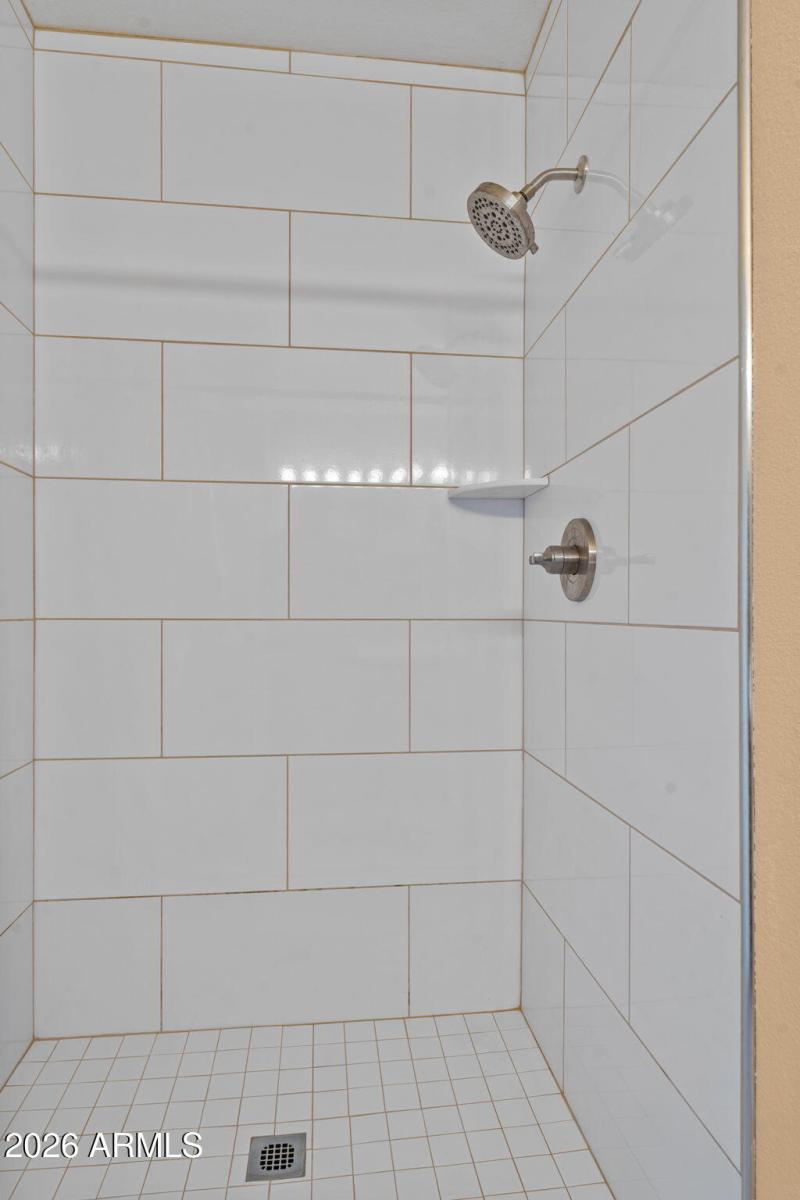 18-web-or-mls-DSC01978