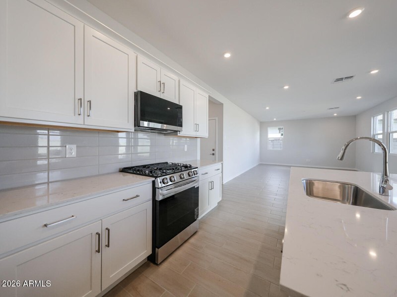 20_2-story-home_for-sale_Surprise_AZ-RVF