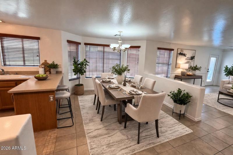 Dining room virtually staged