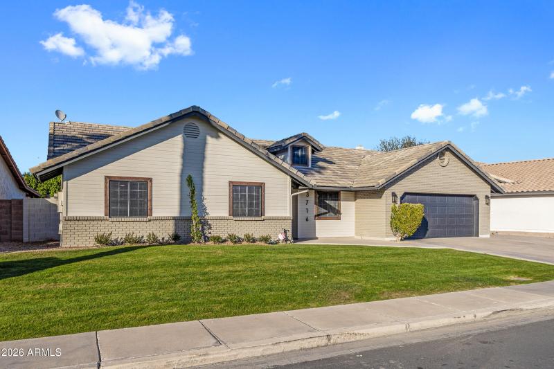 3716 E Dartmouth St-2