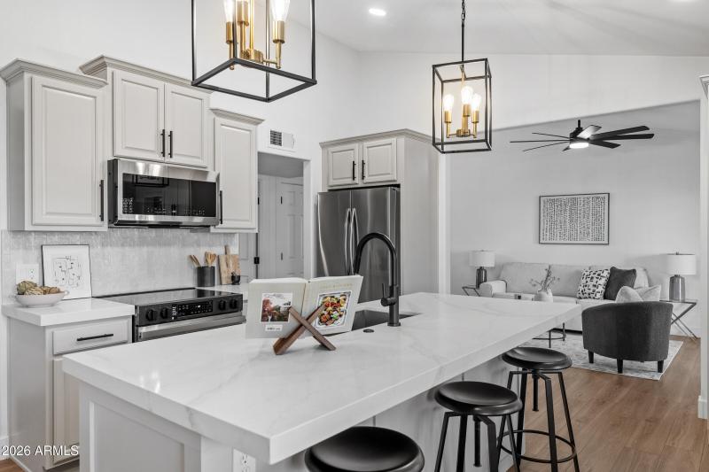 3716 E Dartmouth St-11