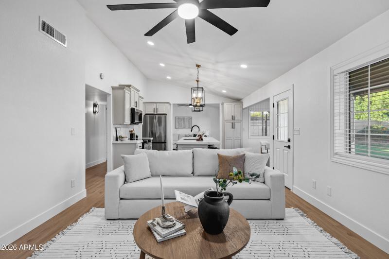 3716 E Dartmouth St-21