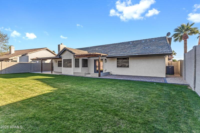 3716 E Dartmouth St-35