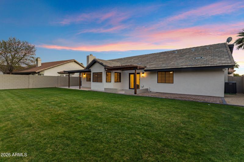 3716 E Dartmouth St-44