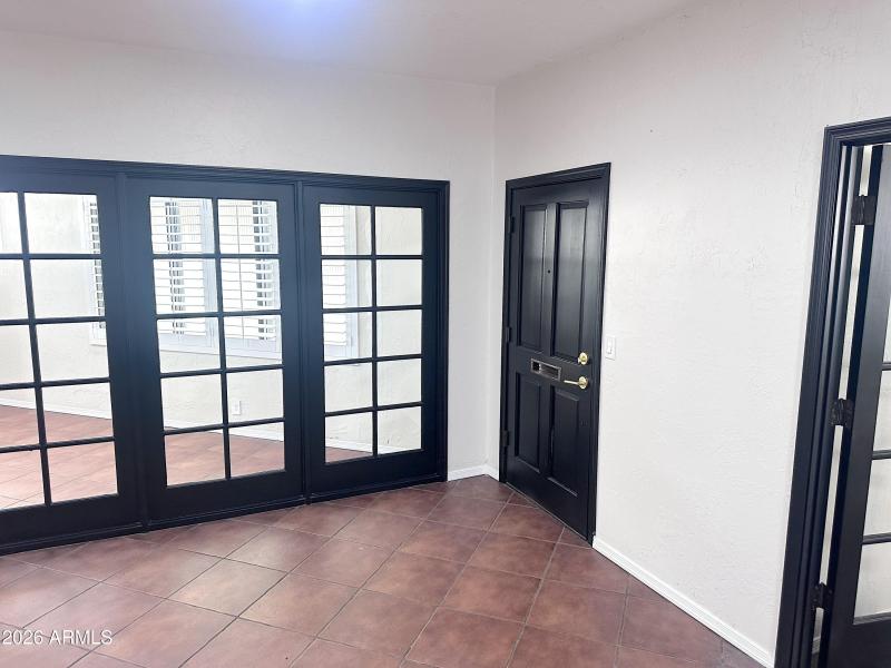 Rt Front Entry Opposite