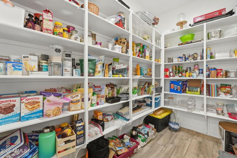 Huge Walk in Pantry