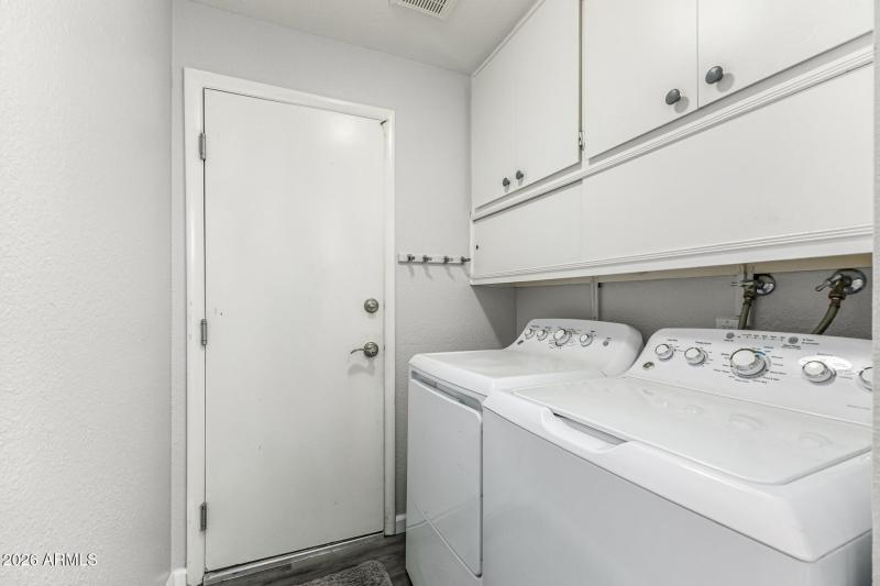 Ample space for laundrey room
