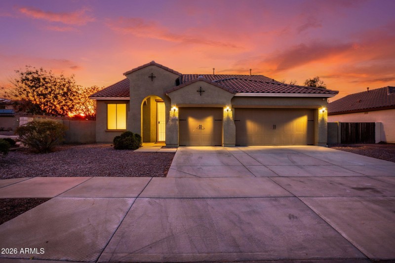 12875 N 142nd Ave Surprise - 207-VT