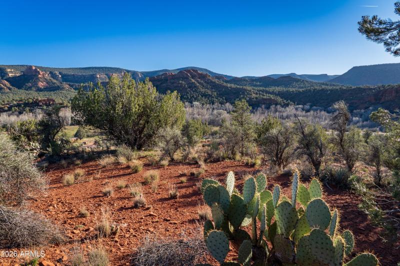 JL_500SmokeTrail-ground-09