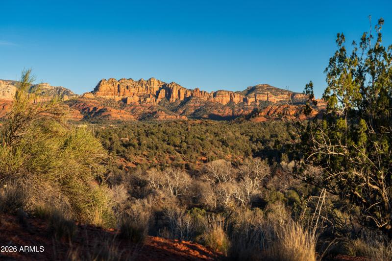 JL_500SmokeTrail-ground-14