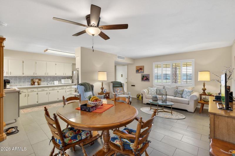 12-web-or-mls-02W Peoria Ave