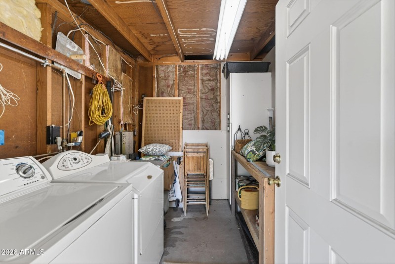 25-web-or-mls-22W Peoria Ave