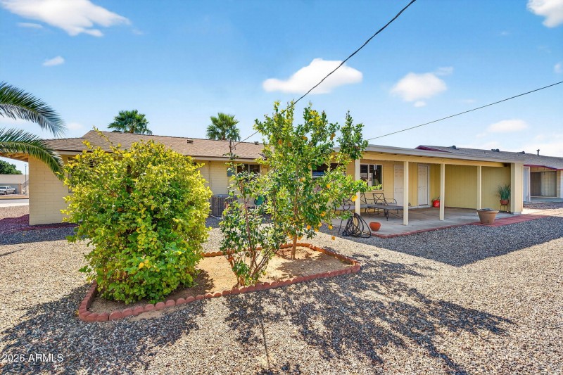 27-web-or-mls-31W Peoria Ave